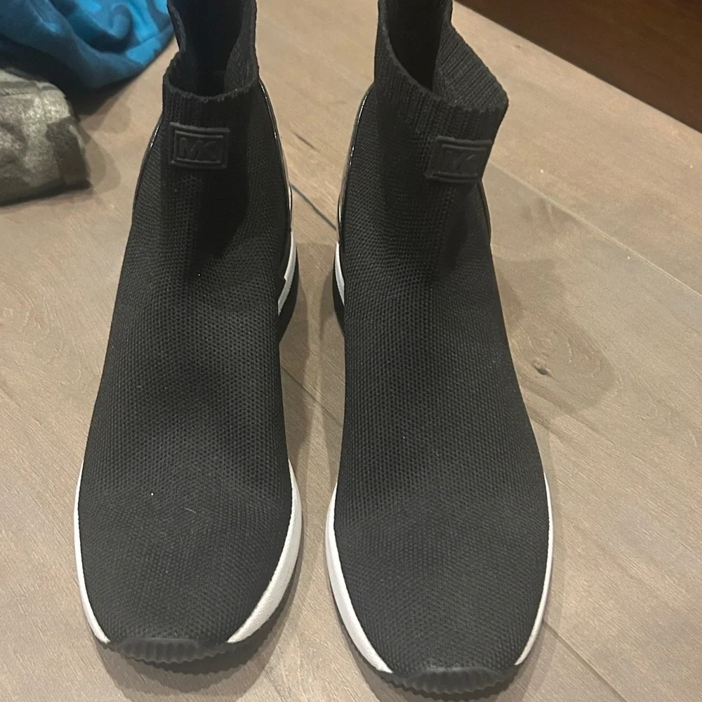 Michael Kors Black Knit Sneakers with Silver Details